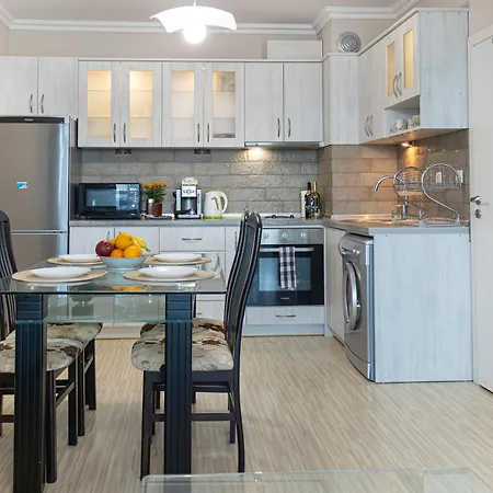 Seascape Cabacum With Free Garage By Rv Apartament *