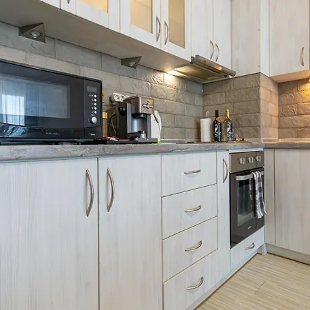 شقة Seascape Cabacum With Free Garage By Rv فارنا