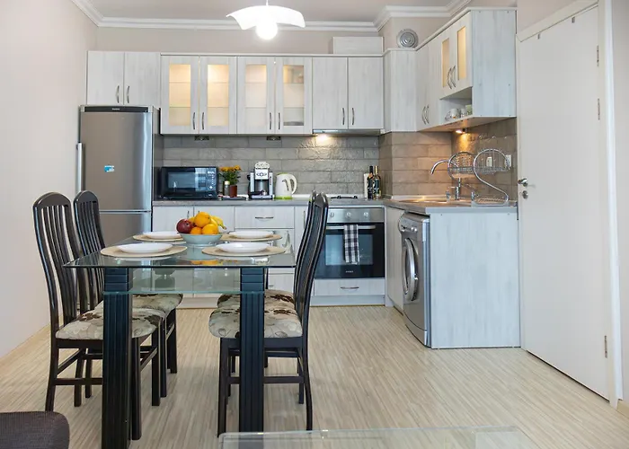 Seascape Cabacum With Free Garage By Rv Apartament *